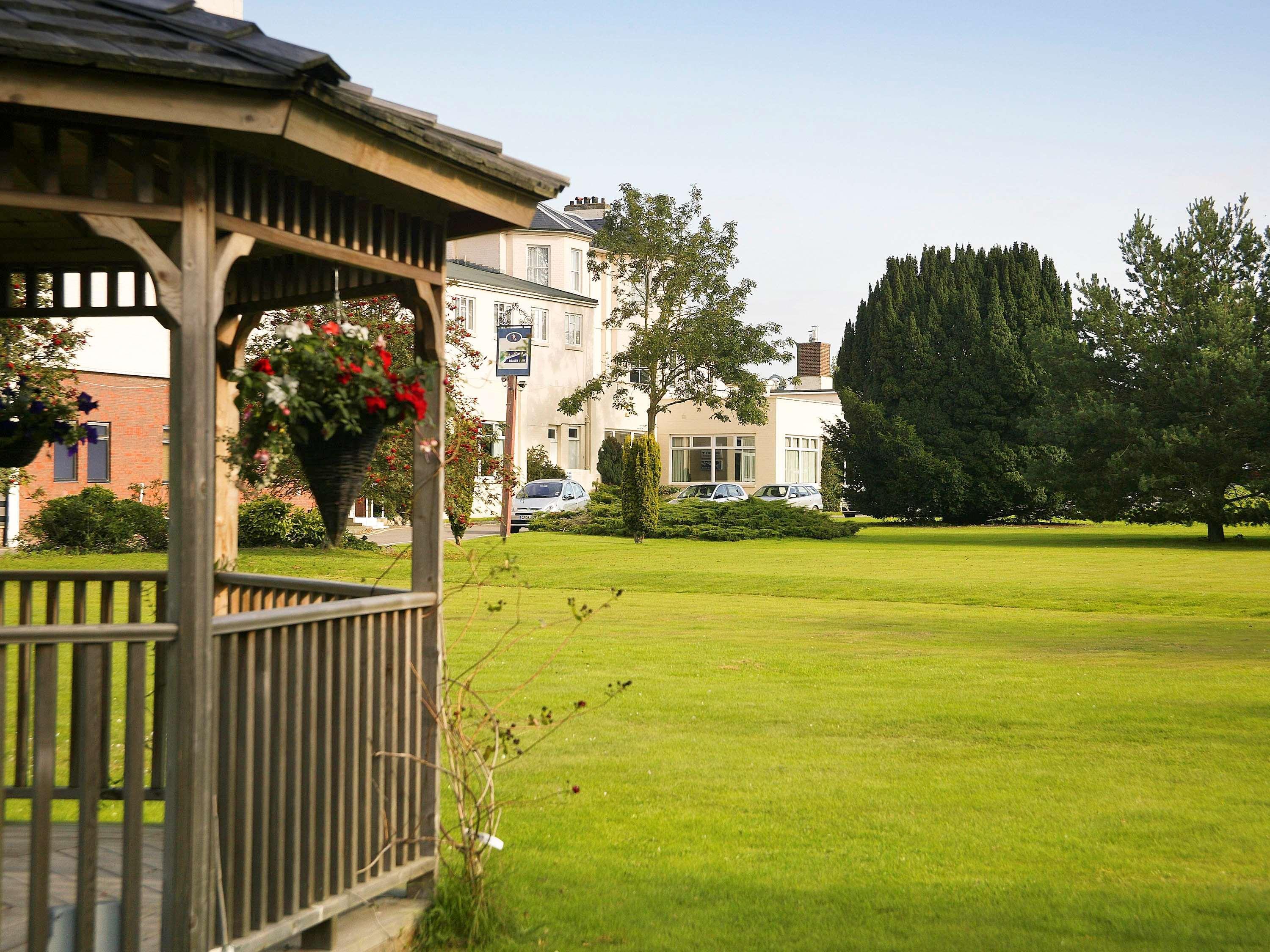 Mercure Maidstone Great Danes Hotel Exterior foto